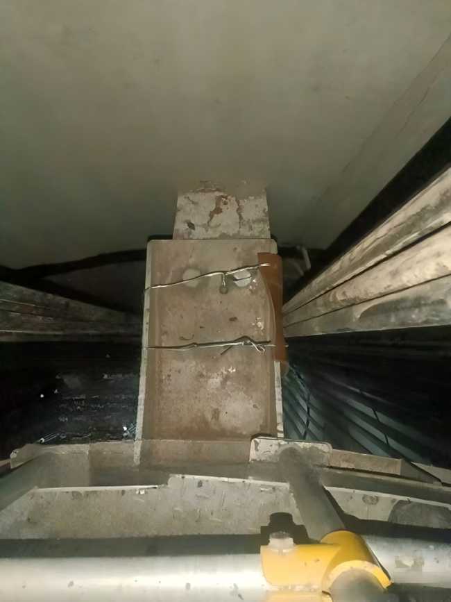 1787560413605719.jpg 图3 牛腿与钢绞线干涉维修后.jpg